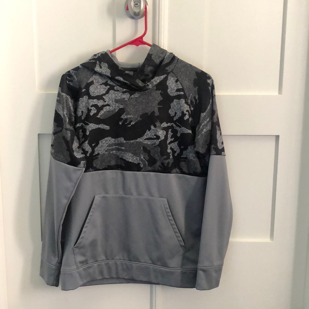 Boys Reebok camo hoodie